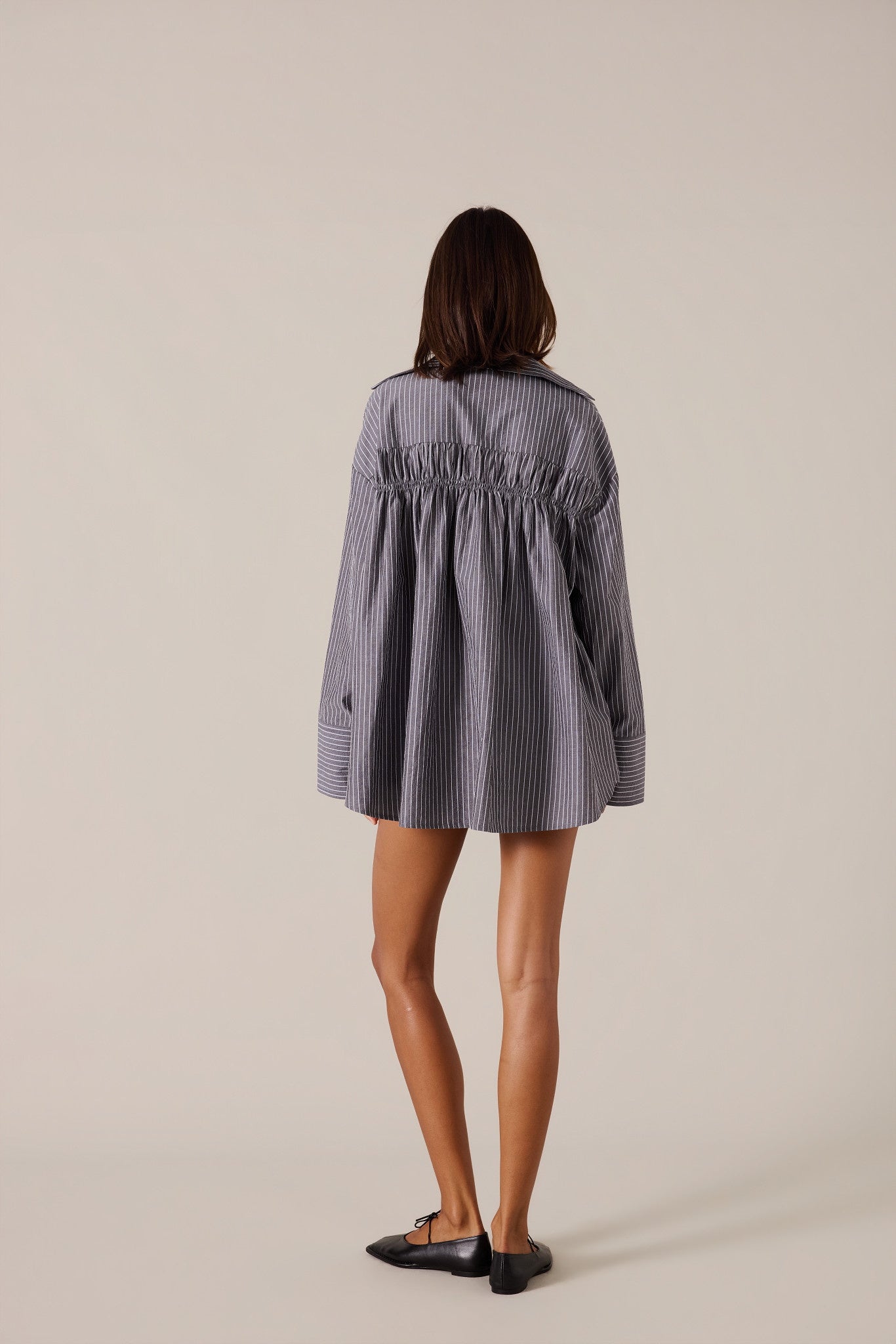 ISLA SHIRT - GRAPHITE