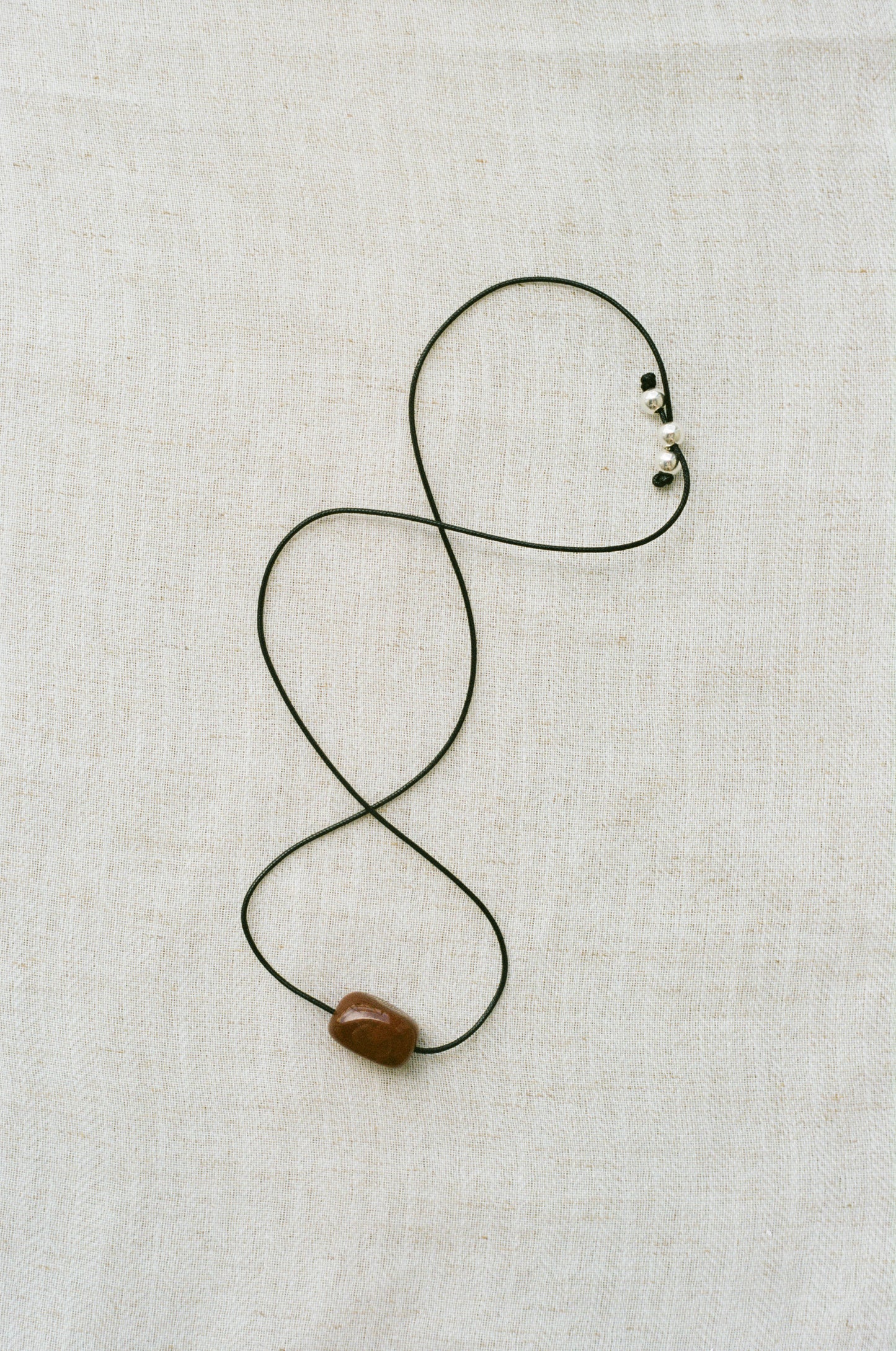 ARLO NECKLACE - PEBEL