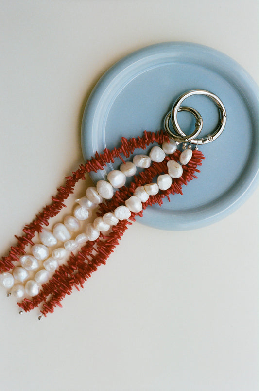 CARO KEYCHAIN- CLAY PEARL