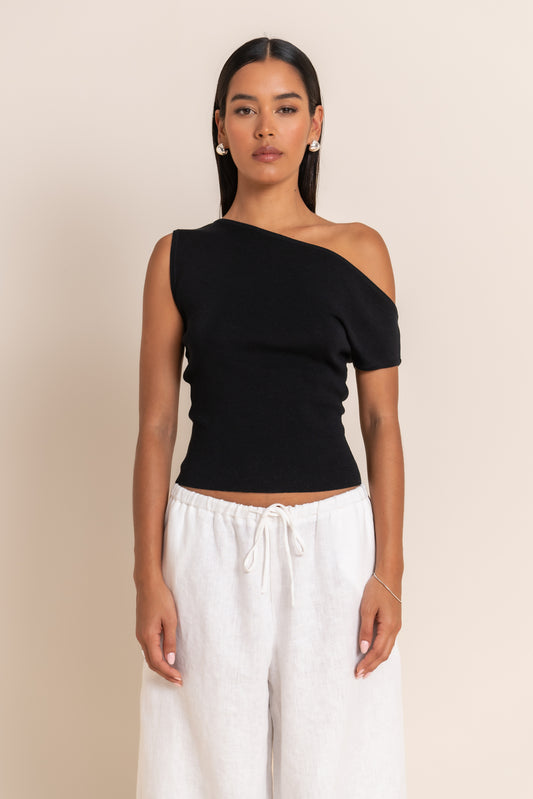 LEYA TOP - BLACK