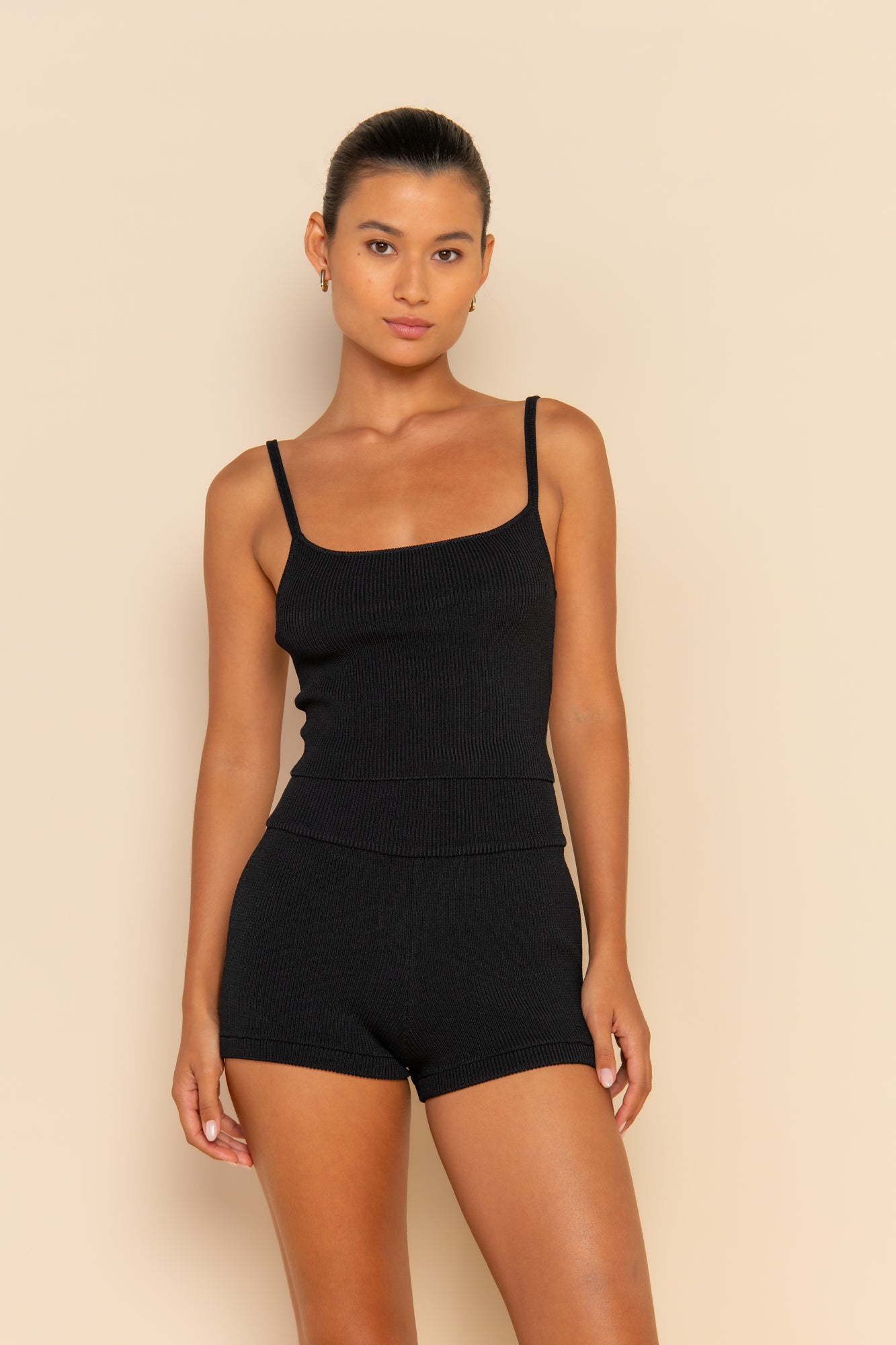 SOL KNIT SHORT - BLACK