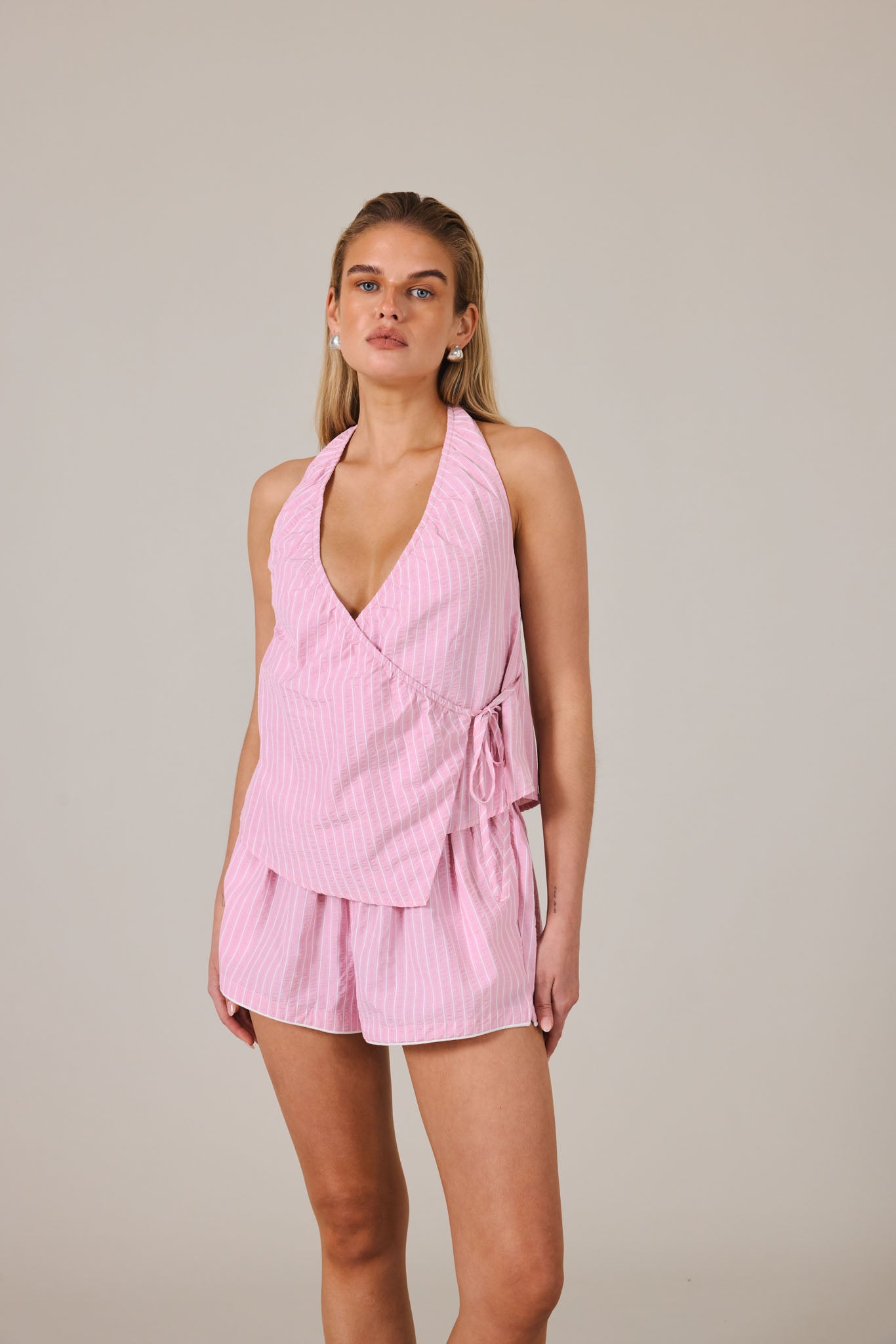 LOLA HALTER TOP - PETAL