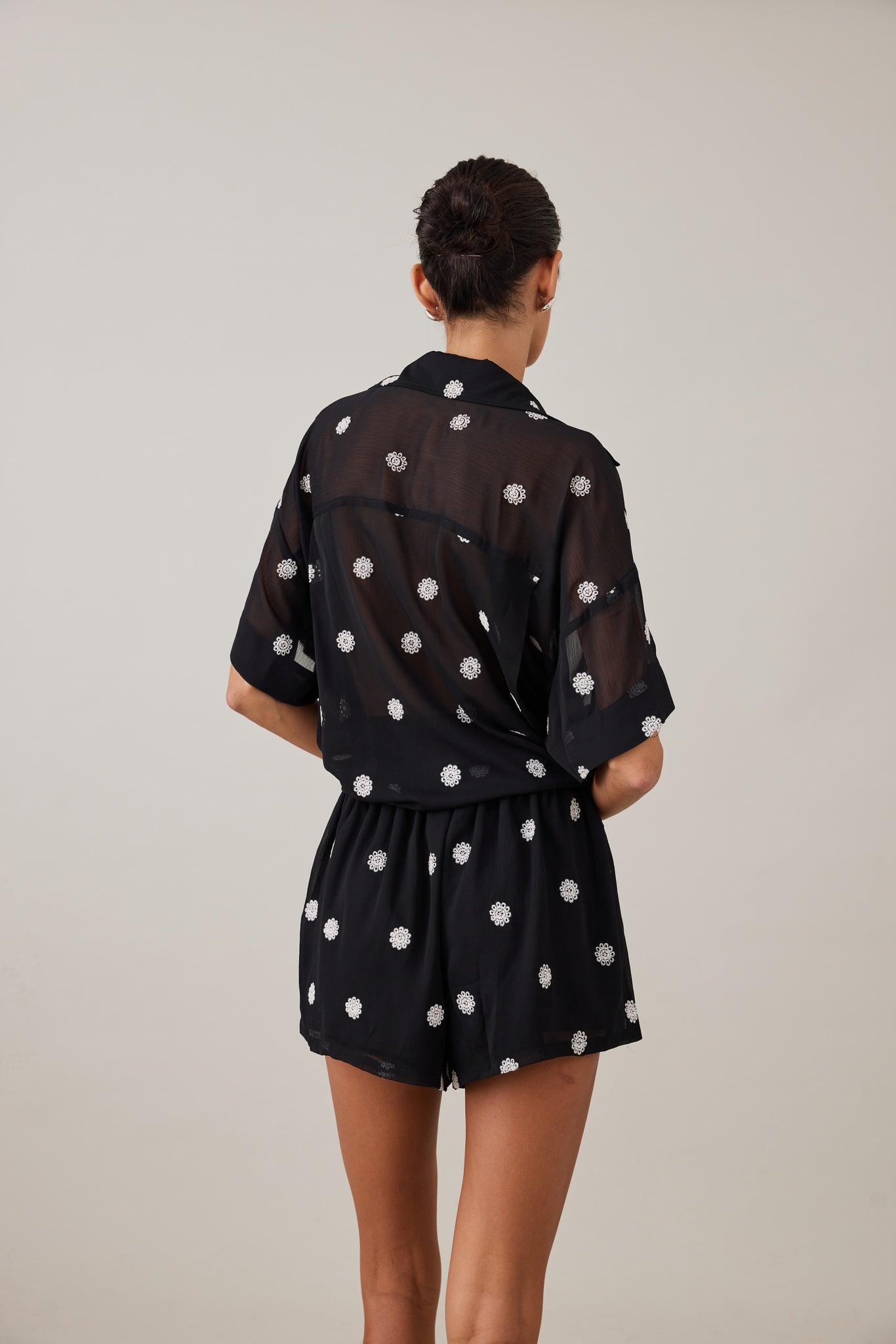 ELLE SHORT - BLOSSOM
