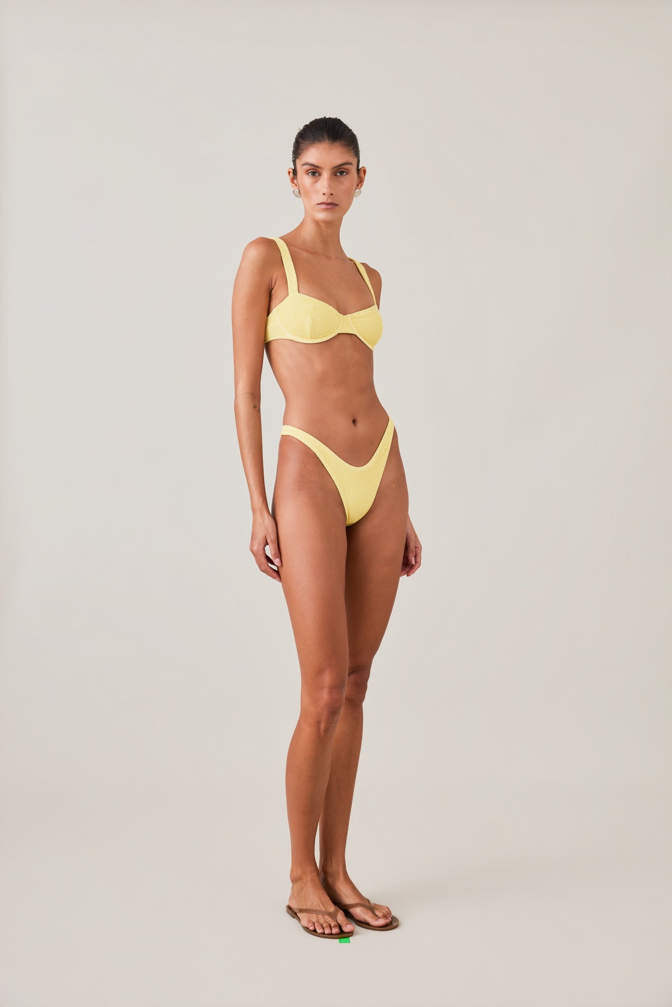 ESCAPE CHEEKY BOTTOM - LEMON