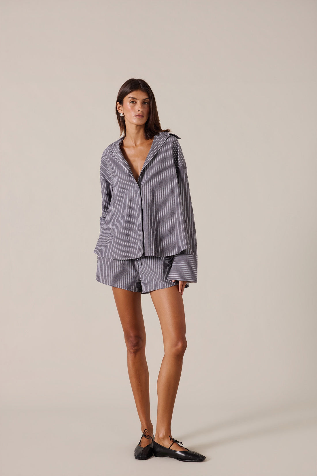 ISLA SHIRT - GRAPHITE