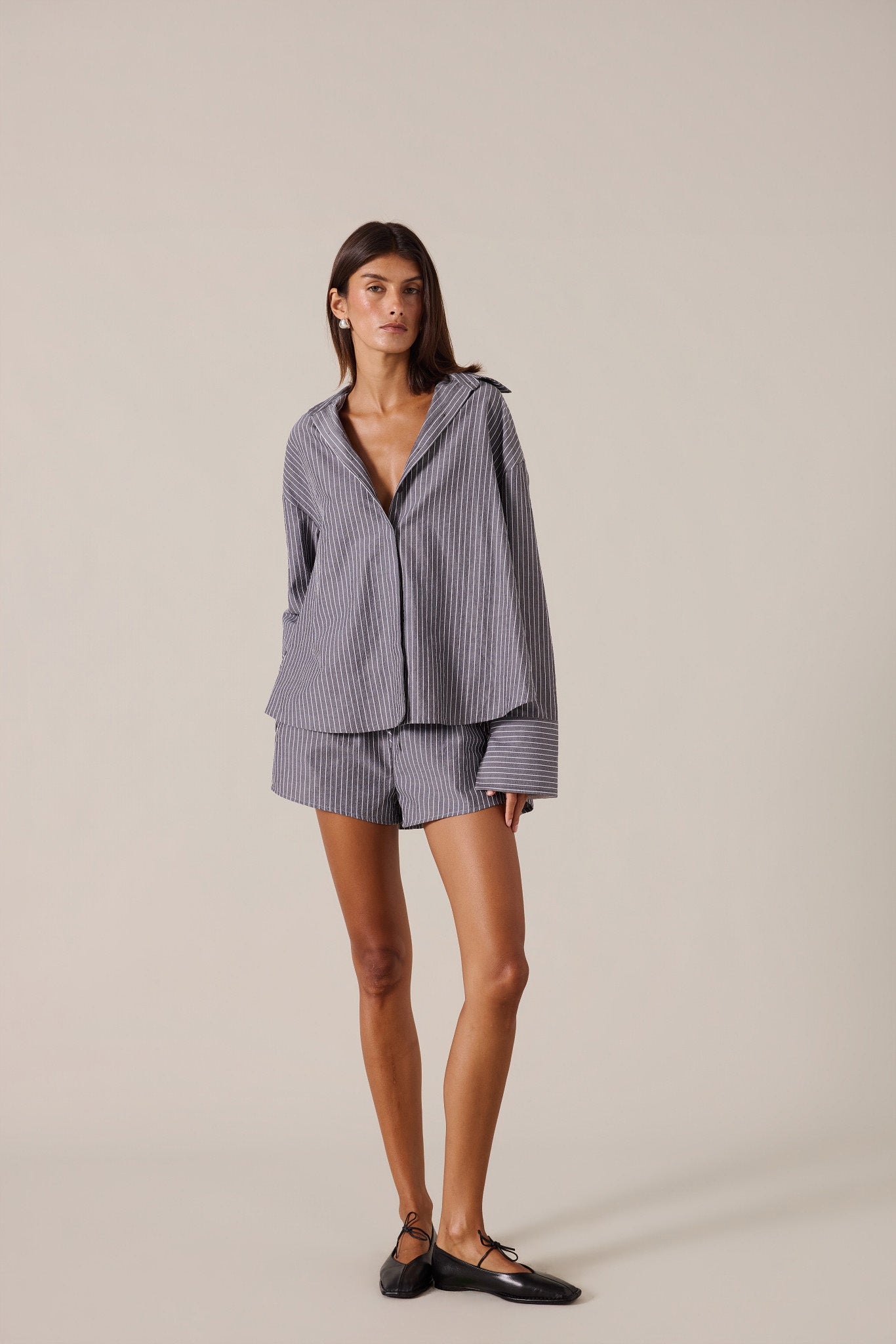 ISLA SHIRT - GRAPHITE